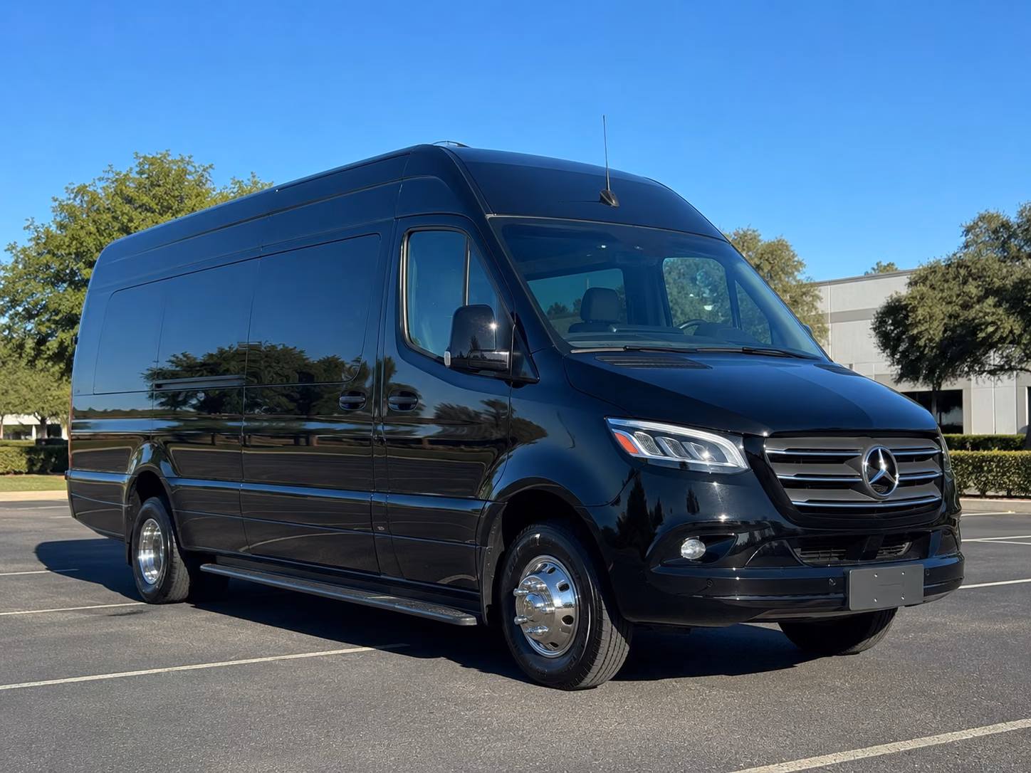 find the perfect transportation for your next wedding 3